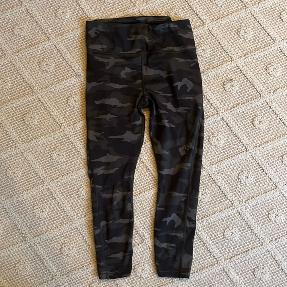 Athleta Camo leggings